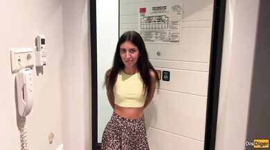  18 years old - can you fuck me like a neighbor?