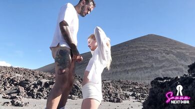 Public Sex - We hiked a volcano and he erupted in my mouth - Sammmnextdoor Date Night #13