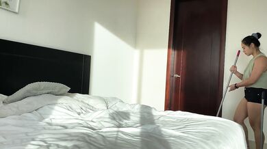 My Horny Maid Finds Sex Doll (Tantaly TPE Doll) has Huge Orgasm