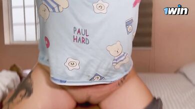 My stepbrother touches my ass while I'm lying down and fucks me until I squirt