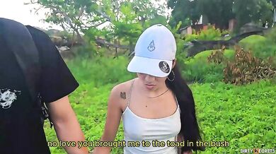 HOT THREESOME AS ANTIDOTE AFTER ADVENTURE IN THE JUNGLE