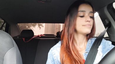 App driver catches passenger masturbating from behind!
