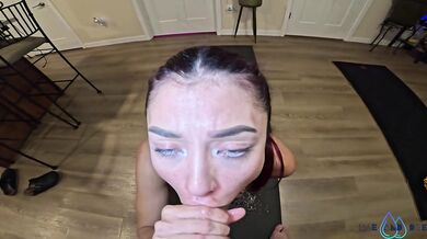 Amateur Yoga Instructor Squirts On Student’s Big Dick, Gets Creampied On Yoga Mat