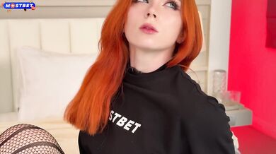 Alt Girl Facefuck And Facesitting - Sweetie Fox