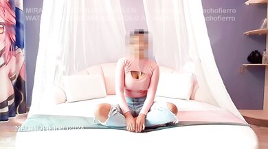 Cute 19-year-old brunette debuts in porn with a sexual casting, big ass and busty.
