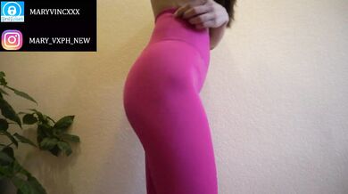 Tight ass in sexy leggings