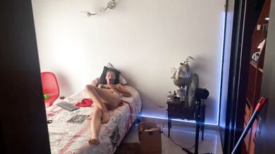after bathing my best friend records me