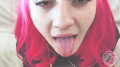 Argentinian submissive asks you for on her face