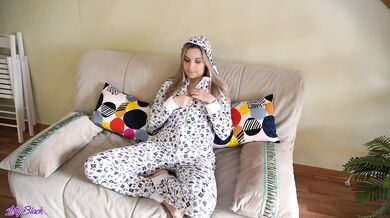 Fucking Pajamas - Hardcore With Cute Babe 4K