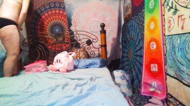 Behind the Scenes Bedroom Set Up PAWG Camgirl NEW Toy Lovense Ferri Panties Pull Pubes Ouch!!