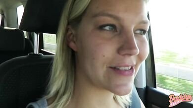 Schwanz ENTSAFTET während ICH Auto fahre!