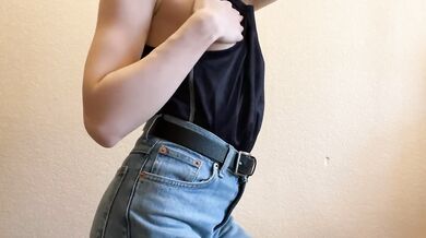Hot ass was spanked with a belt