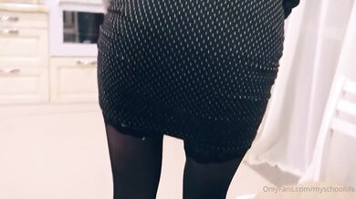 My wife 's secretary seduced me and I liked it! - MySchoolLife