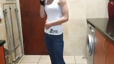 Smoking girl needs to piss desperately | Pissing in jeans