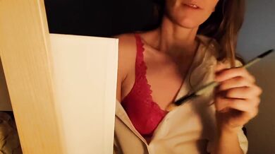 Horny painter gives you a handjob ASMR roleplay CUSTOM VIDEO
