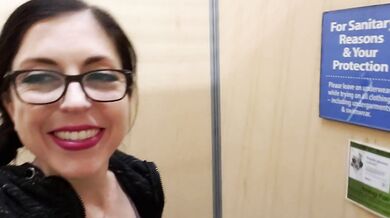 Masturbating And Squirting Everywhere In A Public Changeroom