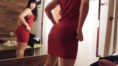 Lady Bel and Manuela Sweet in the dressing room