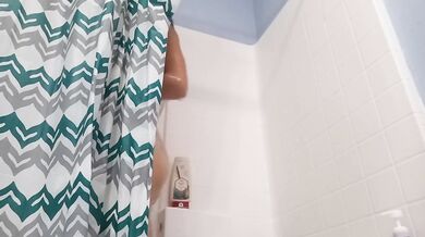Watch MzKatt Get Soaking Wet And Soaped Up! Katt's First Shower Scene