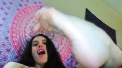 PinkMoonLust Sings a Matt Maeson Song Alone In Her Hotel Room Like Waking Up Singing Church Songs
