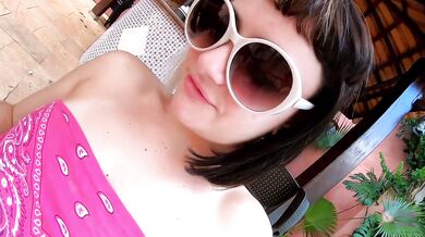 A very hot summer day with Candy Crush