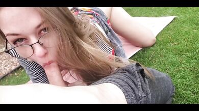 Public Fuck & Creampie - hot amateur couple