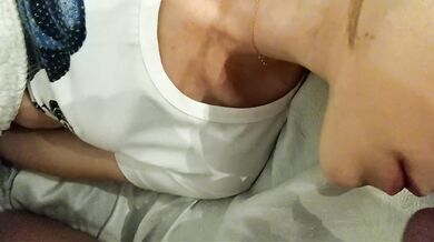 Amateur Face Fuck and Cumshot in Mouth