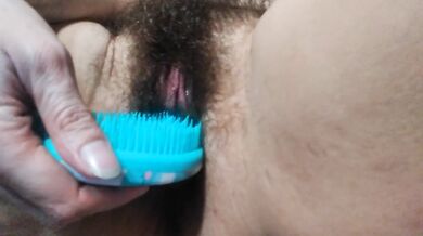 FOREIGN OBJECT INSERTION: Female Ejaculating Hairy Armpits Squirt Camgirl PinkMoonLust on ONLYFANS