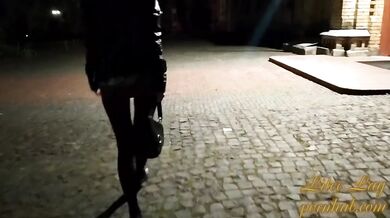 Naked walks in the city at night. Full version. In pantyhose and without. Many witnesses.