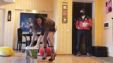 FUN & Enjoy from EXHIBITIONISM exposure during last Amazon Delivery #Surprise for Delivery Guy