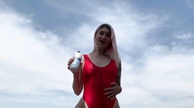 Babewatch with Magnea