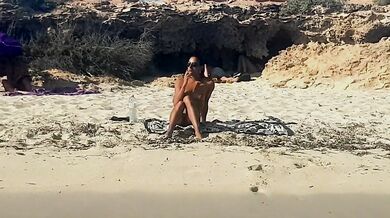 Exposed Sexy Couple at the beach, sex in public