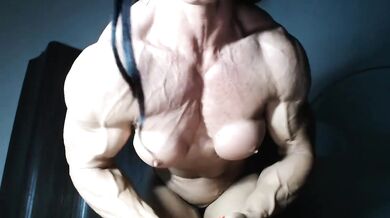 Fbb Beautiful webcam Pushups Hulk out & Veins