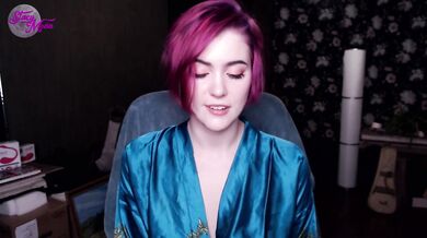 Sensual JOI from a Russian girl with a sexy accent