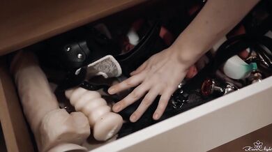 Blonde Masturbates with Favorite Sex Toys