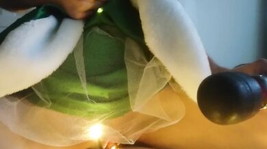 little christmas elf cums hard | Christmas Special