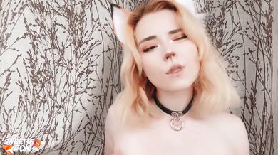 Beautiful Fox Suck Big Closeup - Cosplay