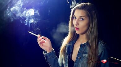 Lady Ruby Smoking Fetish 4k Compilation