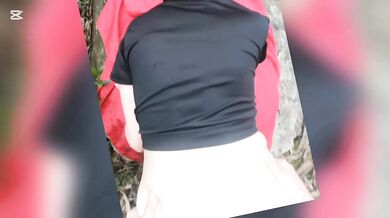 Me pierdo con mi vecino en el bosque y terminamos teniendo sexo salvaje.