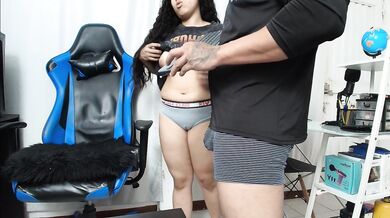 MUY SEXY MI NUEVA AMIGA EMA DEL BARRIO