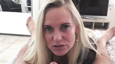 Come for me! Masturbation instructions LIVE!