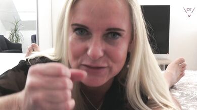 Come for me! Masturbation instructions LIVE!