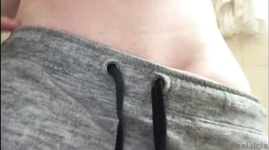 Naughty girl opened and lowered her sweatshirt, horny and urinating deliciously! Pee fetish!