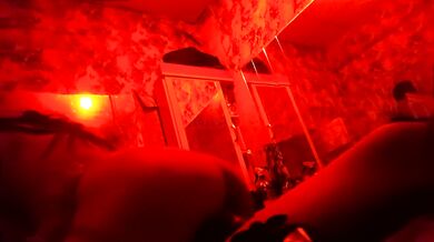 SEXO MIRANDO NOS EN EL ESPEJO CABALGA DELICIOSO MUJER ORGASMICA SEXO DURO