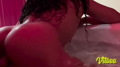 Sexy Latina moving in the jacuzzi - watch how my girlfriend moves