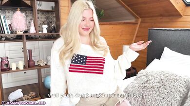 Blonde stepsis interrupts UNO to take stepbro’s virginity