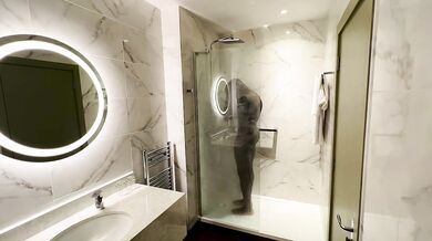 Erin Moore : The Hotel Mixup