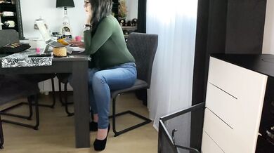 the secretary farts