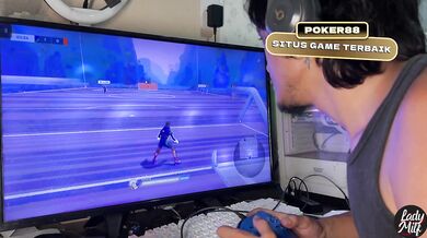 He preferred to have fun with his friends instead of having sex with me, and look what I did.