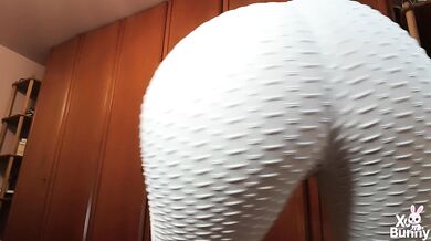 Walking and farting in white leggings