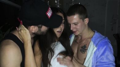2 guys divorced a Russian bitch for bi sex